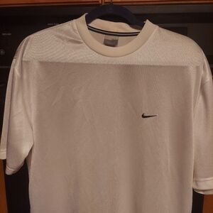 Nike swoosh logo white tee large